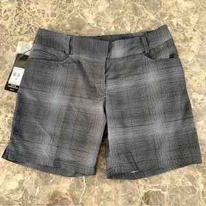 Adidas Golf Shorts Women’s Size 6 Plaid Black Gray Flat Front Pockets